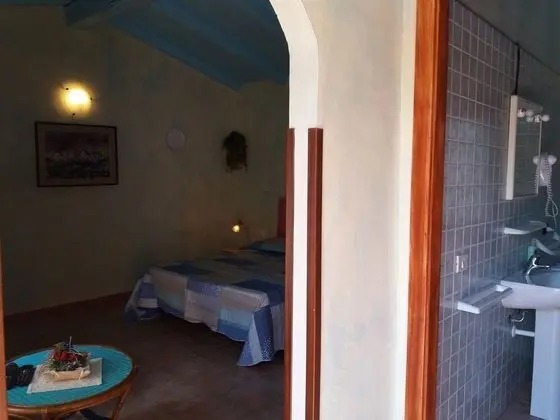 Standard Tek Büyük Yataklı Oda, Banyolu/Duşlu, Bahçeli