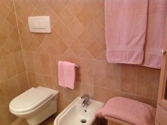 Standard Tek Büyük Yataklı Oda, Tepe Manzaralı