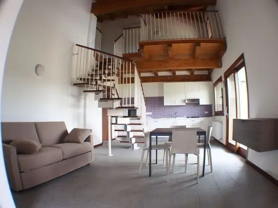 Apart Daire, 1 Yatak Odası (Split Level)