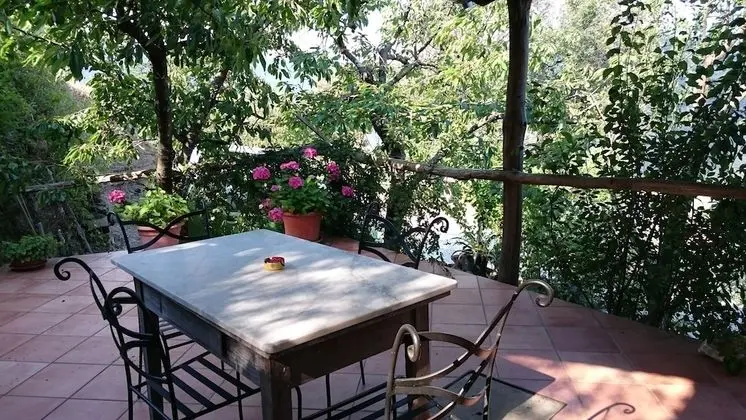 Apart Daire, Teras (Scoiattolo)