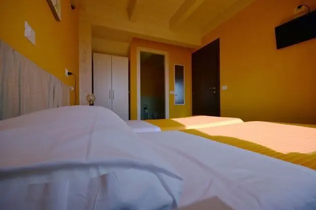 Standard Tek Büyük Yataklı Oda, Bahçe Manzaralı