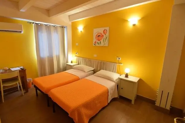 Standard Tek Büyük Yataklı Oda, Bahçe Manzaralı