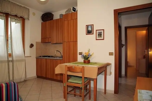 Classic Apart Daire, 1 Yatak Odası, Veranda, Avlu Manzaralı