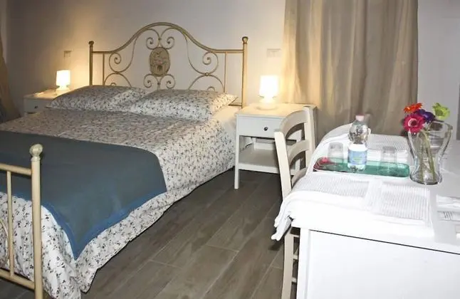 Tek Büyük Yataklı Oda, 2 Tek Kişilik Yatak
