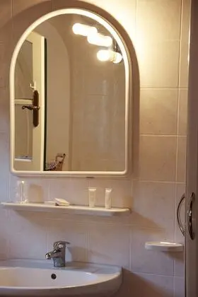 Tek Büyük Yataklı Oda, Balkon, Deniz Manzaralı