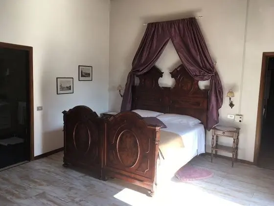 Tek Büyük Yataklı Oda