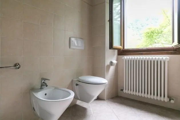 Üç Kişilik Oda, Tepe Manzaralı (Castagna)