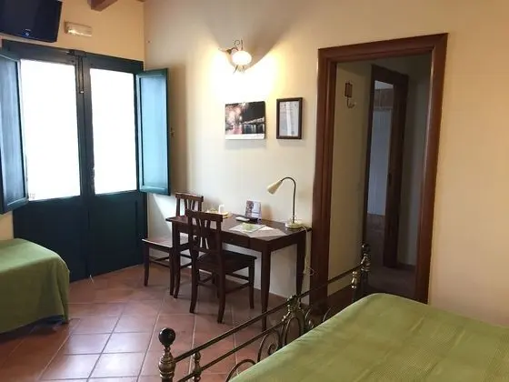 Standard Üç Kişilik Oda