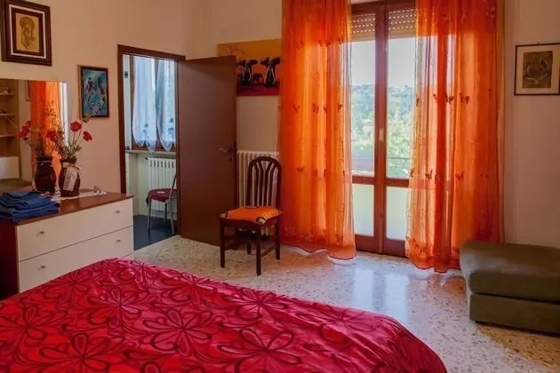 Üç Kişilik Oda, Balkon
