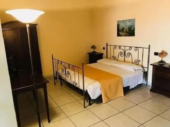 Tek Büyük Yataklı Oda