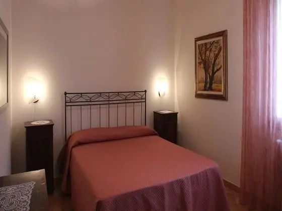 Comfort Tek Büyük Yataklı Oda, Bahçe Manzaralı