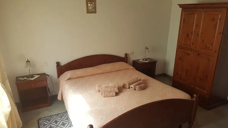 Classic Tek Büyük Yataklı Oda