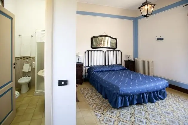 Classic Tek Büyük Yataklı Oda