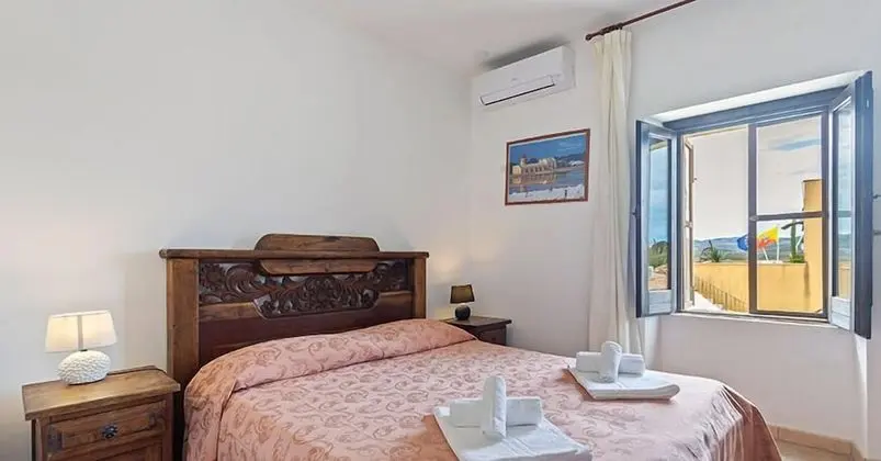 Deluxe Tek Büyük Yataklı Oda, 1 Büyük (Queen) Boy Yatak, Tepe Manzaralı