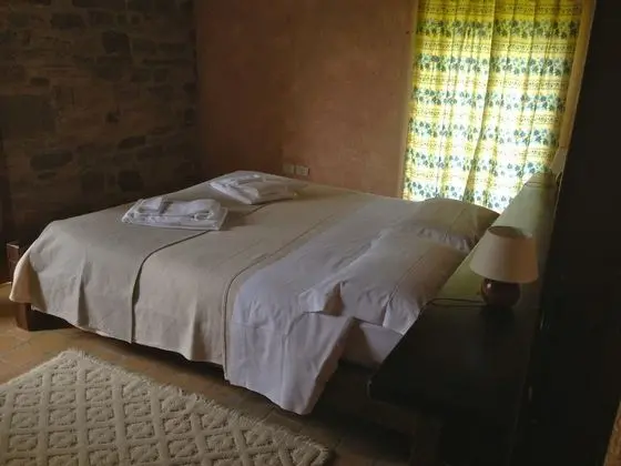 Kır Evi, 6 Yatak Odası, Tepe Manzaralı, Bahçeli