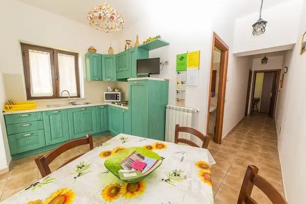 Apart Daire, 2 Yatak Odası, Tepe Manzaralı, Zemin Kat