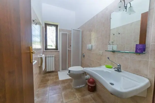 Apart Daire, 2 Yatak Odası, Tepe Manzaralı, Zemin Kat