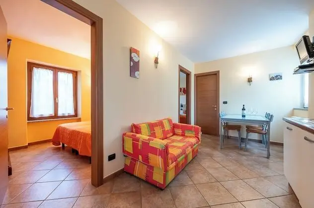 Apart Daire, 2 Yatak Odası, Veranda, Zemin Kat