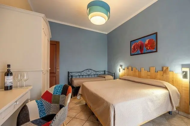 Comfort Tek Büyük Yataklı Oda, Balkon, Tepe Manzaralı