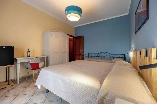 Comfort Tek Büyük Yataklı Oda, Balkon, Tepe Manzaralı