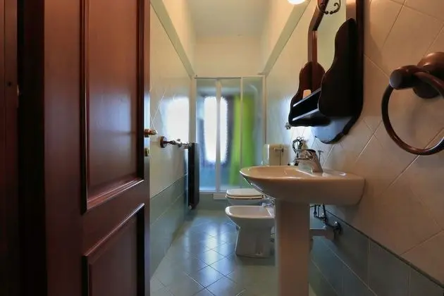 Comfort Tek Büyük Yataklı Oda, Balkon, Tepe Manzaralı