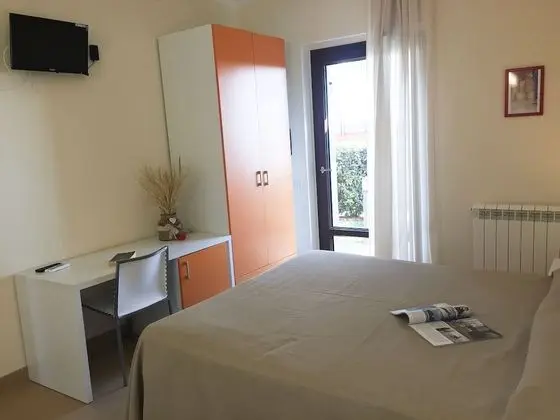 Tek Büyük Yataklı Oda