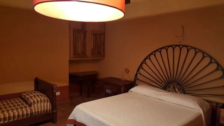 Üç Kişilik Oda, Bahçe Manzaralı