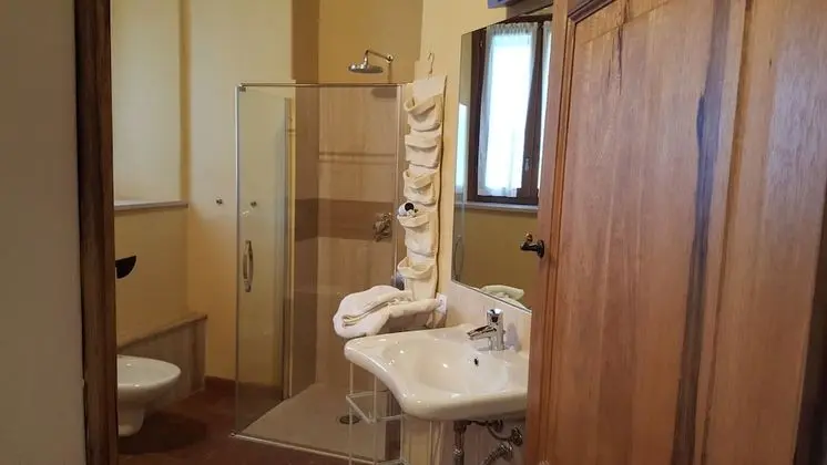 Üç Kişilik Oda, Bahçe Manzaralı