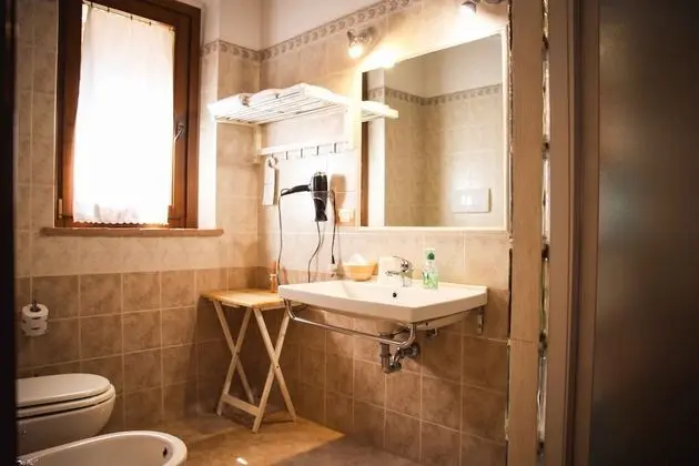 Junior Süit, Balkon