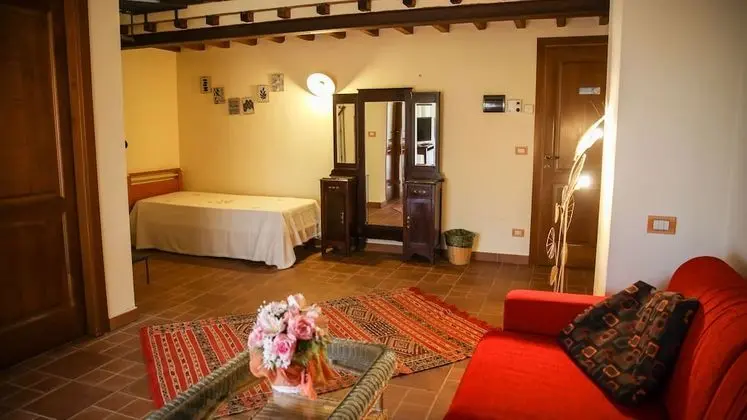 Junior Süit, Balkon