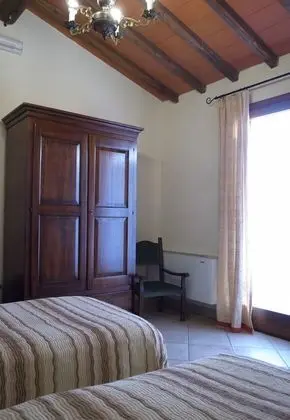 Basic Tek Büyük Yataklı Oda