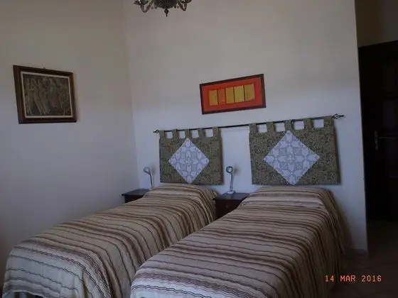 Basic Tek Büyük Yataklı Oda