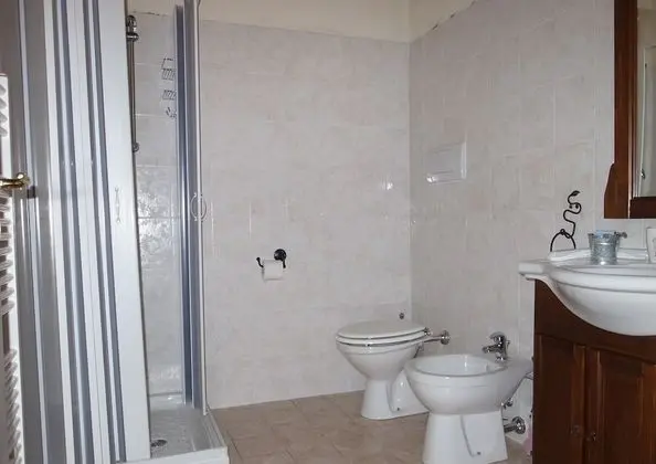 Basic Tek Büyük Yataklı Oda