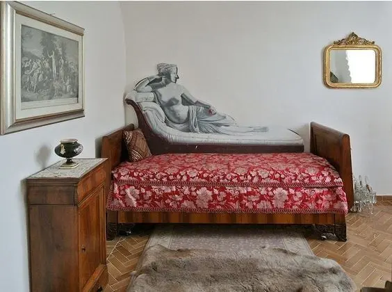 Tek Büyük Yataklı Oda