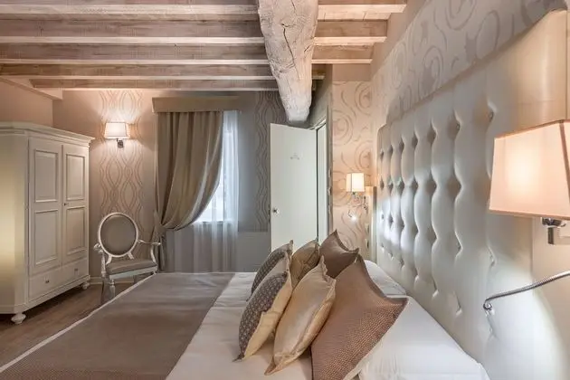 Deluxe Tek Büyük veya İki Ayrı Yataklı Oda