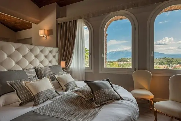 Romantic Stüdyo Süit