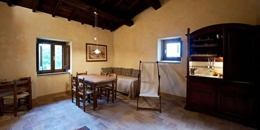 Apart Daire, Asma Kat