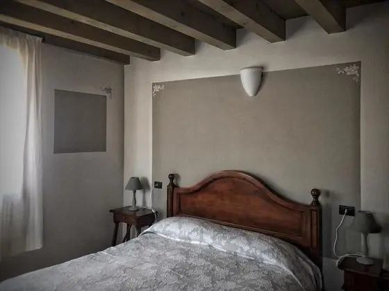 Basic Tek Büyük Yataklı Oda