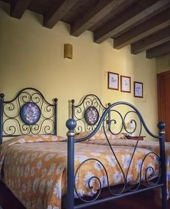 Basic Tek Büyük Yataklı Oda