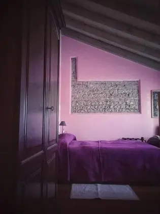 Büyük Yataklı Tek Kişilik Oda