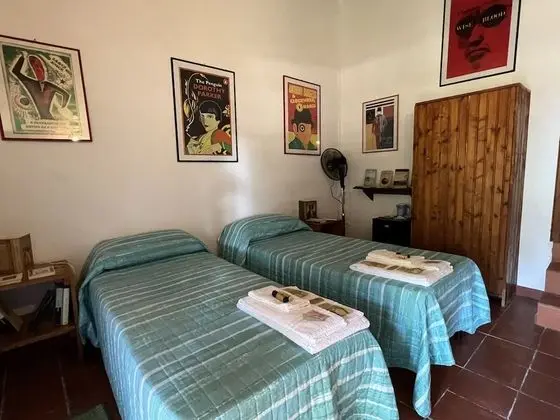 Tek Büyük veya İki Ayrı Yataklı Oda