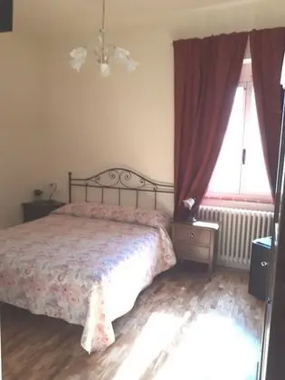 Classic Tek Büyük Yataklı Oda, 1 Büyük (Queen) Boy Yatak