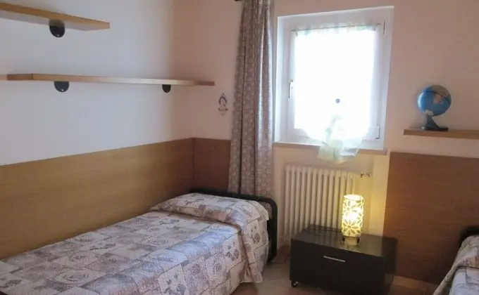 Apart Daire, 2 Yatak Odası, Balkon, Kule