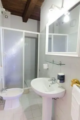 Üç Kişilik Oda (Vinetum)