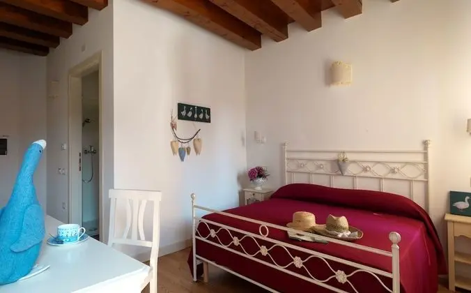 Grand Tek Büyük Yataklı Oda