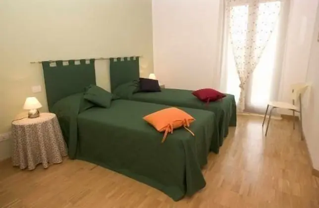 Tek Büyük veya İki Ayrı Yataklı Oda