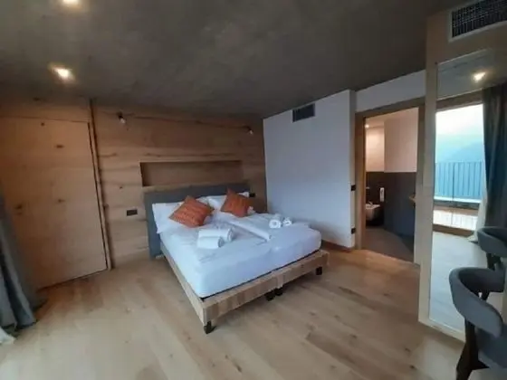 Deluxe Üç Kişilik Oda, Engellilere Uygun, Dağ Manzaralı