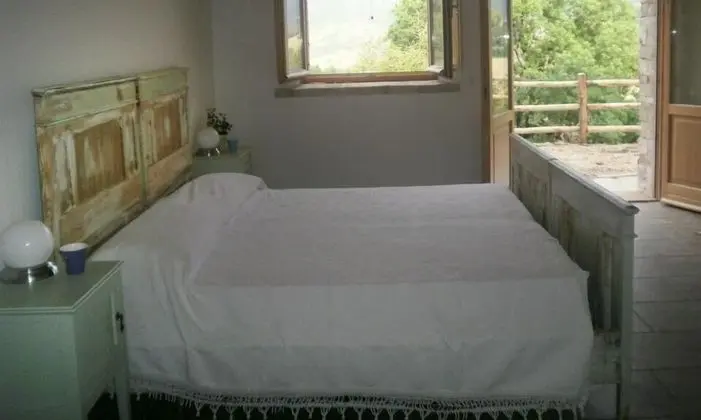 Tek Büyük Yataklı Oda, Dağ Manzaralı