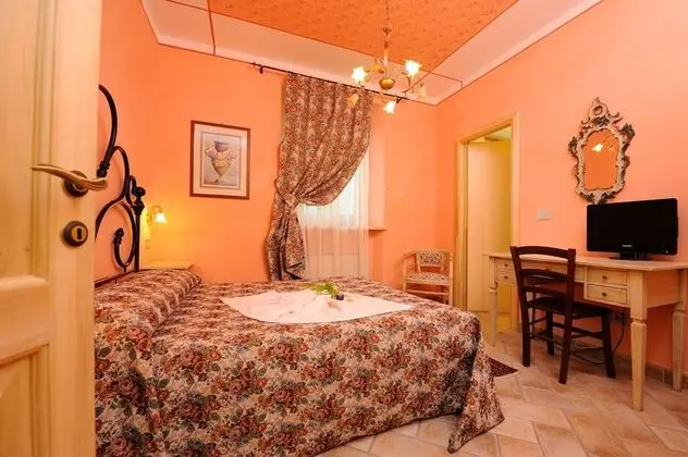 Tek Büyük Yataklı Oda