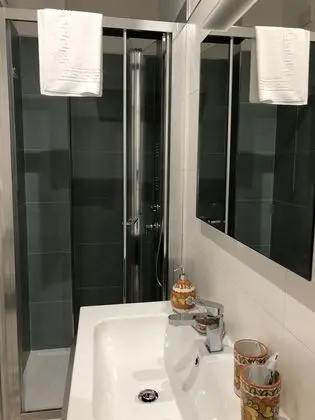 Tek Büyük Yataklı Oda, Balkon